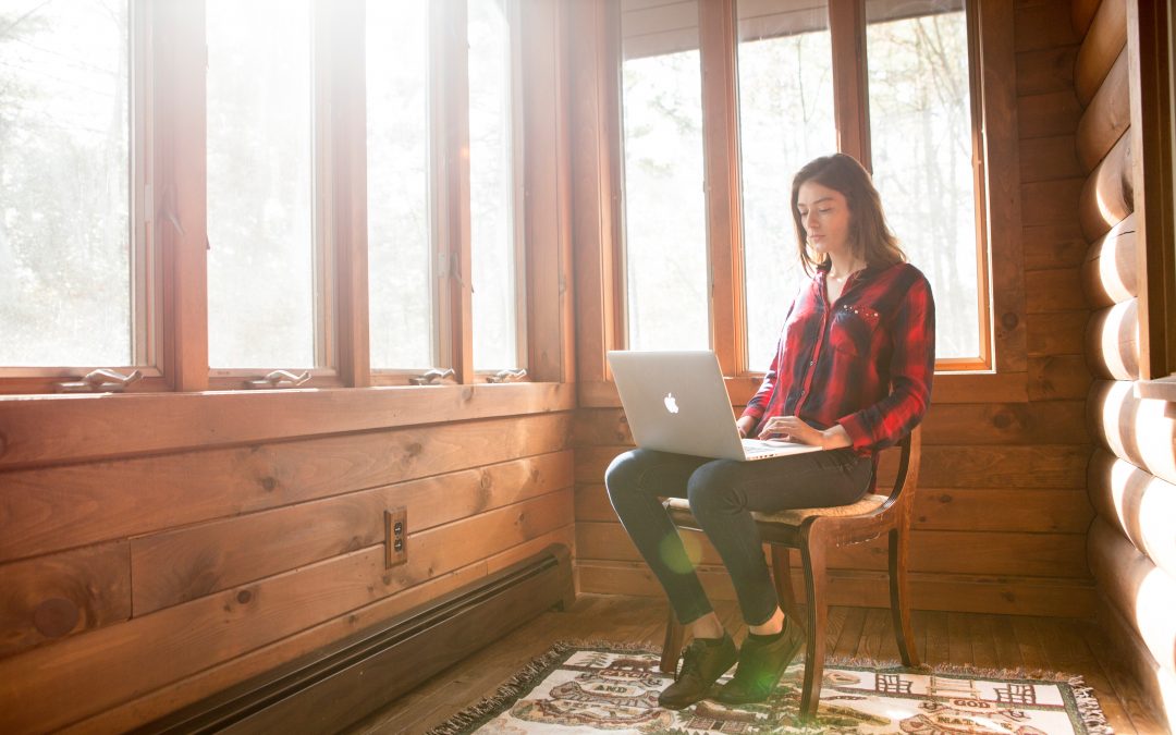 Pros and Cons of Working Remotely
